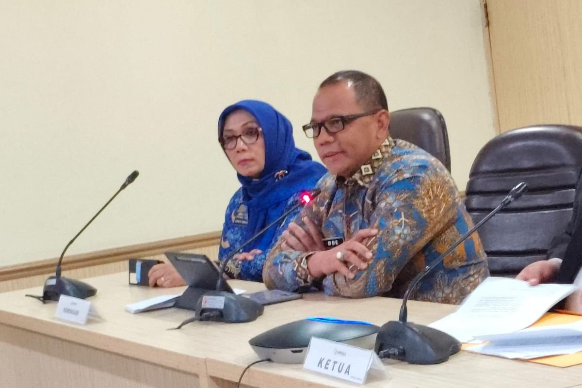 irjen Bina Pemerintahan Desa Kementerian Dalam Negeri RI, La Ode Ahmad Pidana Bolombo saat konferensi pers di Kantor Bawaslu RI, Jakarta Pusat. (Foto: Singgih Waryono/Kompas.com).