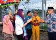 Veronica Tan Tinjau Program Perempuan di Gorontalo