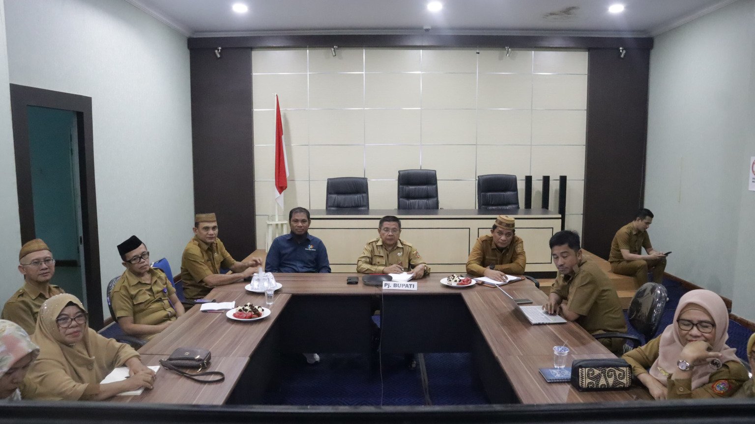 Pemkab Gorut Ikuti Rakor Inflasi oleh Kemendagri Termasuk Bahas Percepatan Penyusunan RTRW dan RDTR. (Foto: Kominfo Gorut)