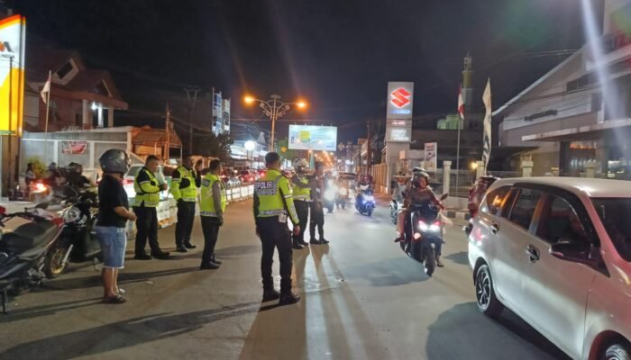 Ops Lilin Otanaha Kendalikan Lalu Lintas Malam Tahun Baru