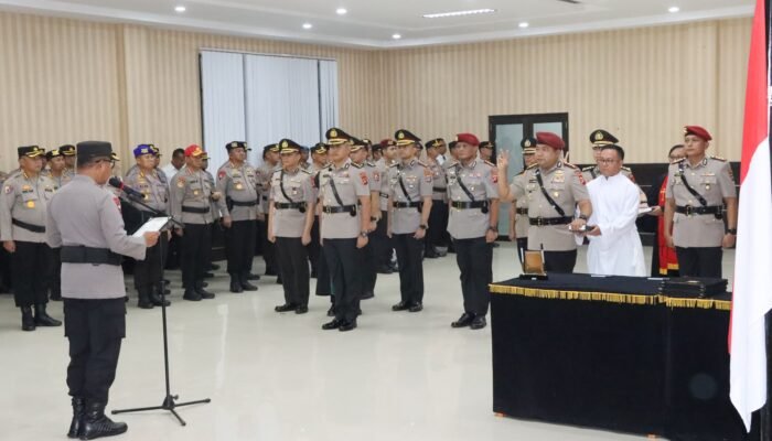Kapolda Gorontalo Resmi Lantik Pejabat Baru