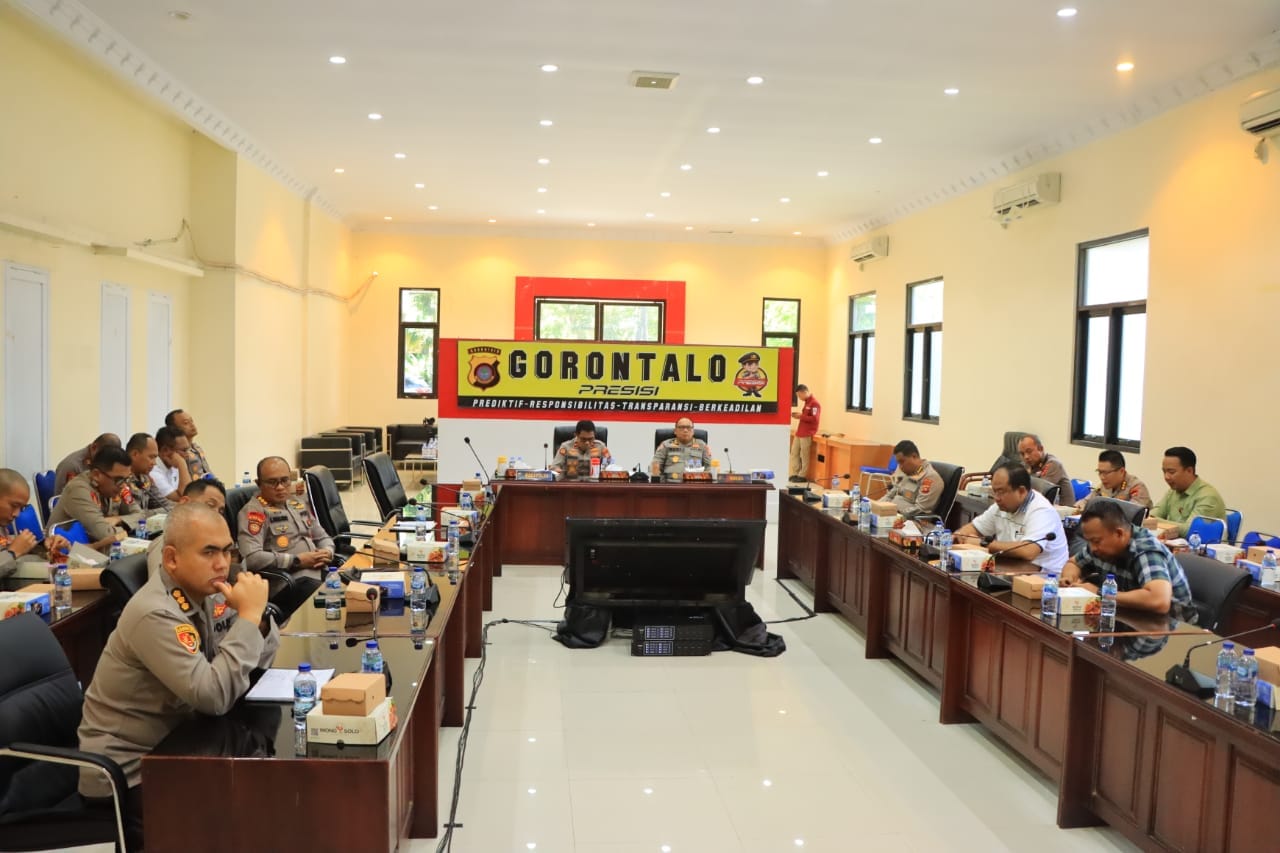 Kapolda Gorontalo Hadiri Grand Entry Meeting Dengan BPKRI Melalui Zoom. (Foto: Humas Polda Gorontalo)