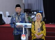 Pasangan calon Gusnar Ismail dan Idah Syahidah. (Foto: Fadhly)