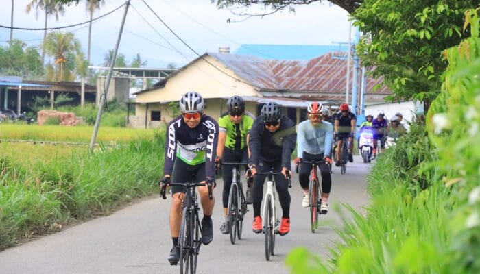 Kapolda Gorontalo Pantau Kamtibmas dengan Gowes Pagi