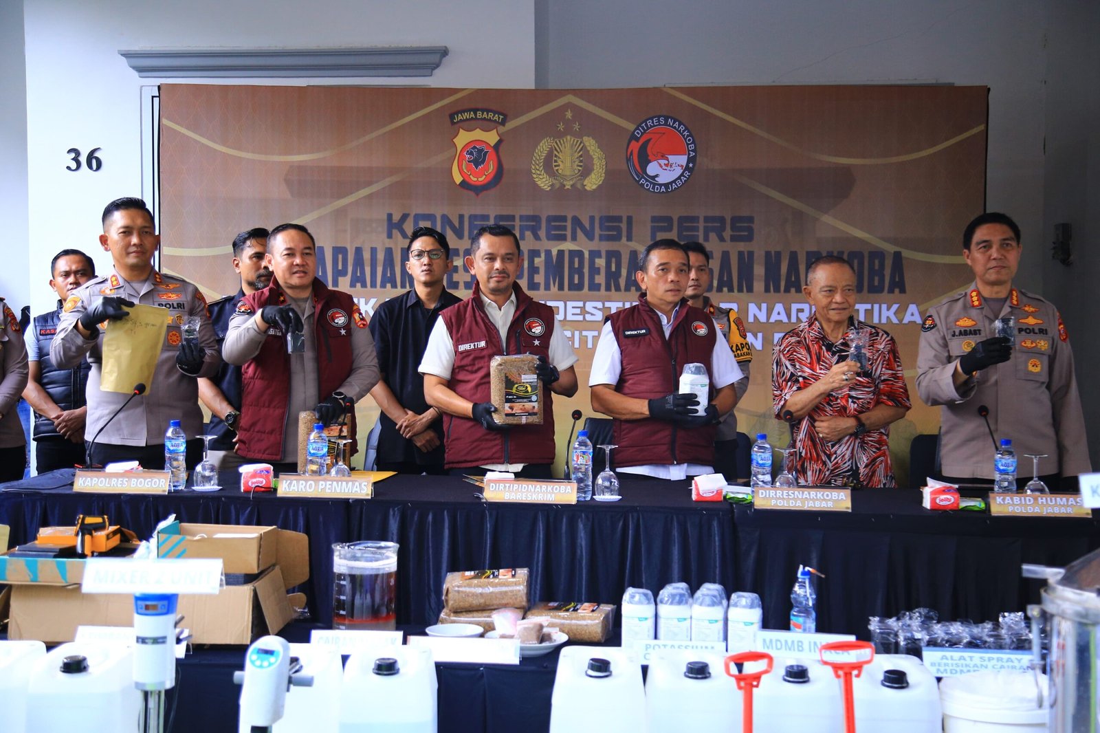 Laboratorium Narkoba Terbesar di Jabar Terbongkar. (Foto: Humas Polri)