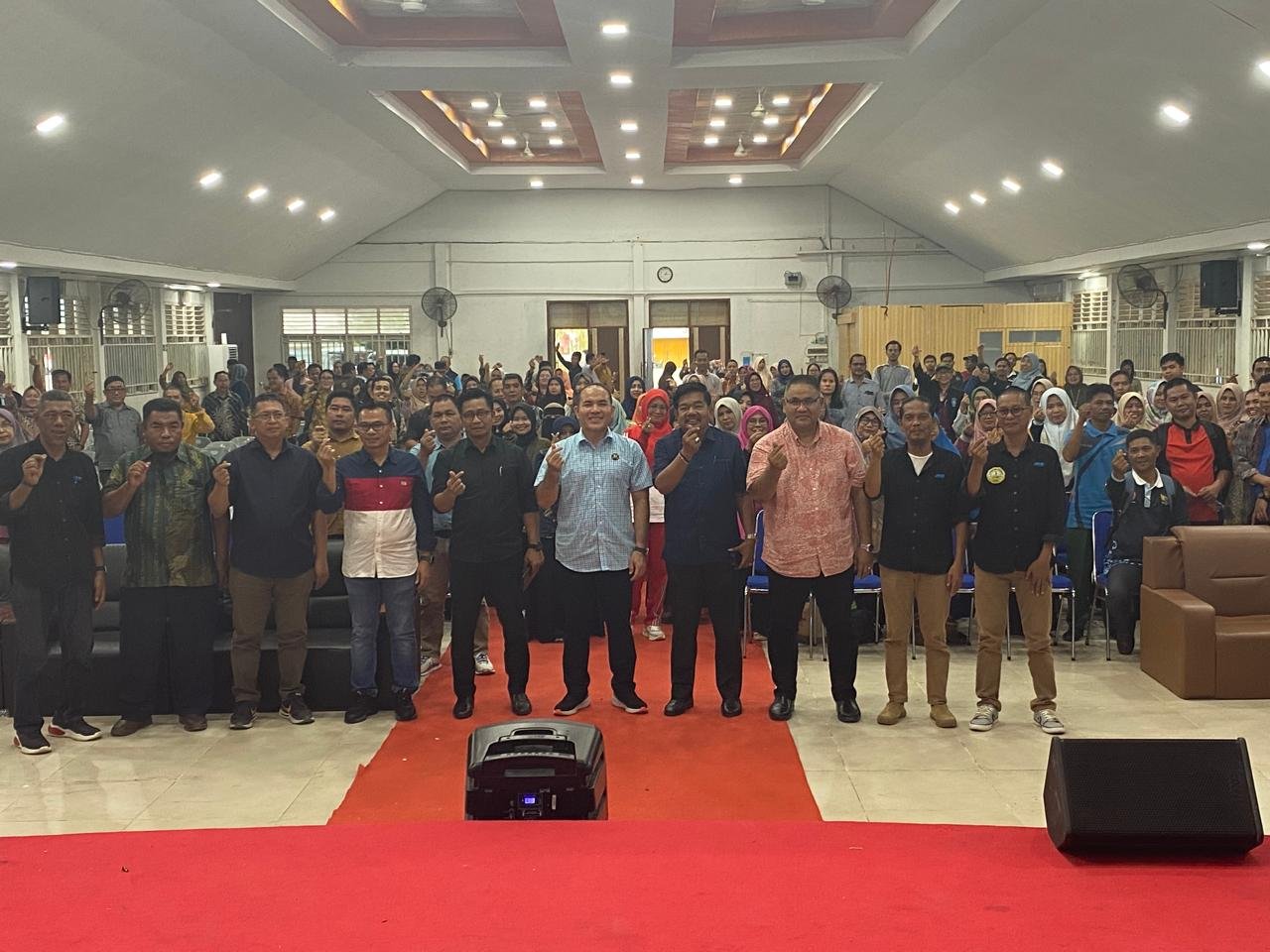 Teguh Santosa Apresiasi Pelajar Batam Terbitkan 4 Karya Nasional. (Foto: Dok. Ist)