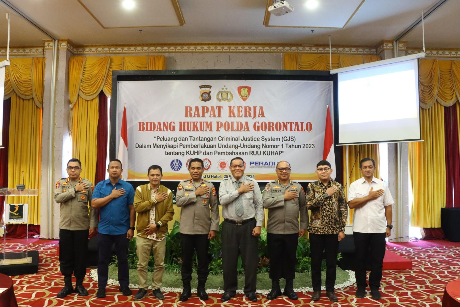 Wakapolda Gorontalo Hadiri Seminar CJS Bahas Pemberlakuan UU Nomor 1 Tahun 2023. (Foto: Humas Polda Gorontalo)