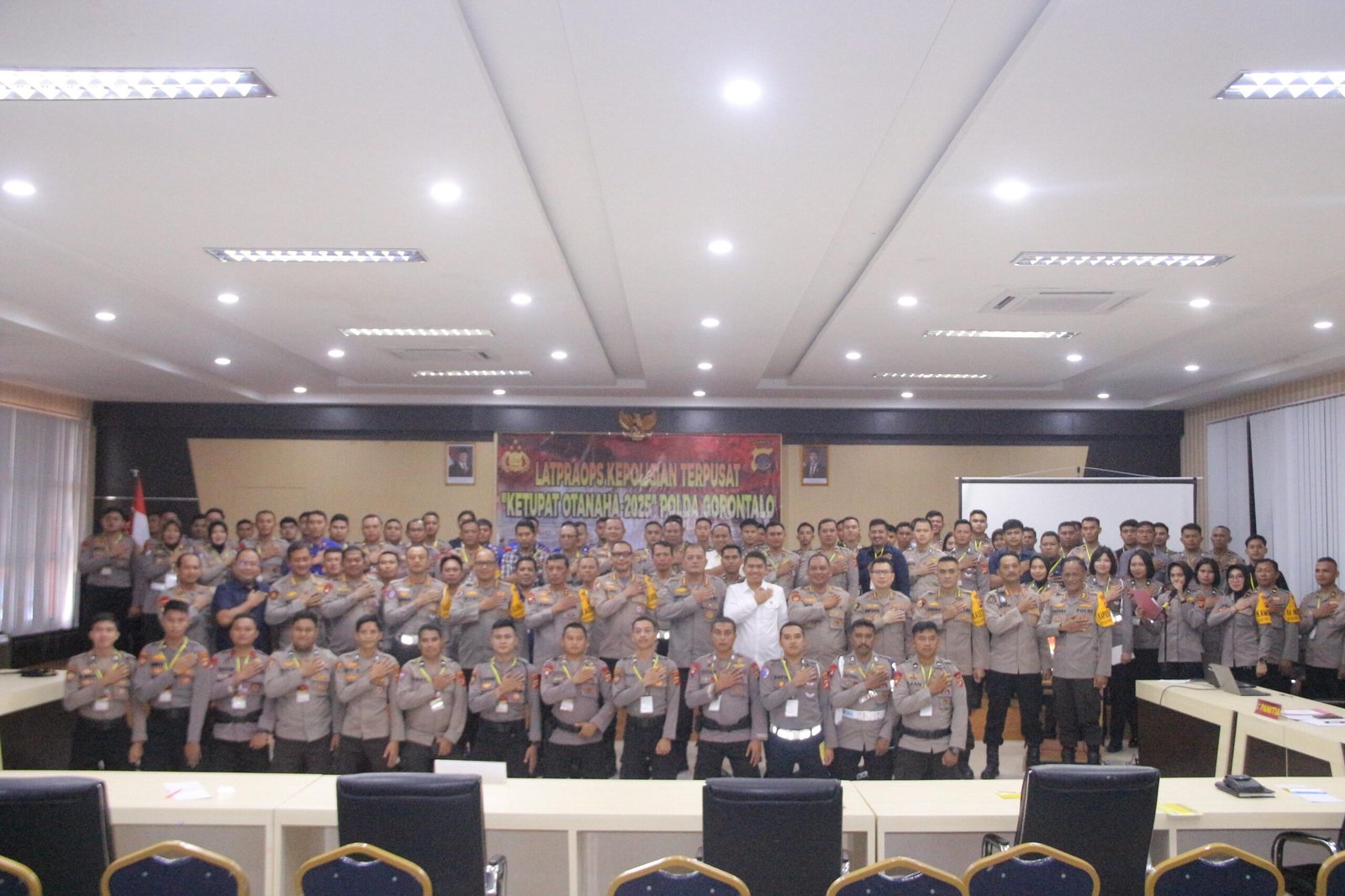 Polda Gorontalo Gelar Latpraops Ketupat Otanaha 2025 untuk Pengamanan Lebaran. (Foto: Humas Polda Gorontalo)