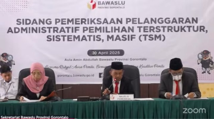 Bawaslu Dengarkan Pembacaan Laporan TSM dari Roni-Ramdhan dalam Sidang Lanjutan. (Foto: Tangkapan Layar Live YouTube Bawaslu)