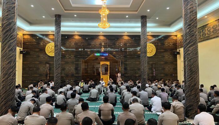 Kapolda Gorontalo: Binrohtal adalah Kebutuhan Rohani Personel