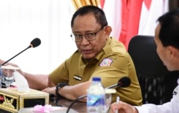 Gubernur Gorontalo Desak Bulog Segera Serap Jagung Petani. (Foto: Humas Pemprov)