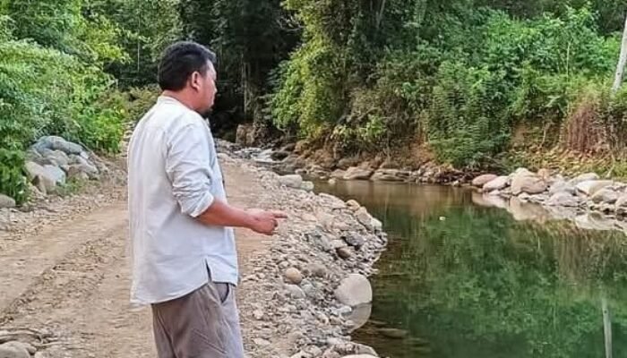 Gubernur Dinilai Cuma Pencitraan, Ayi Waras Desak Temui Petani Langsung di Gudang Bulog