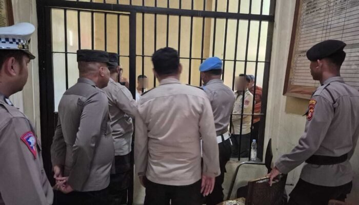 7 Tersangka Money Politik PSU Gorut Ditahan, 6 Kades Terlibat