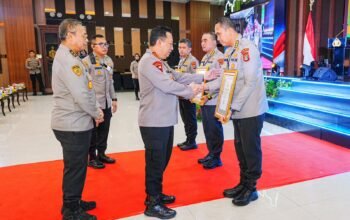 Kapolri Tutup Rakernis SSDM dan Slog Polri 2025. (Foto: Humas Polri)
