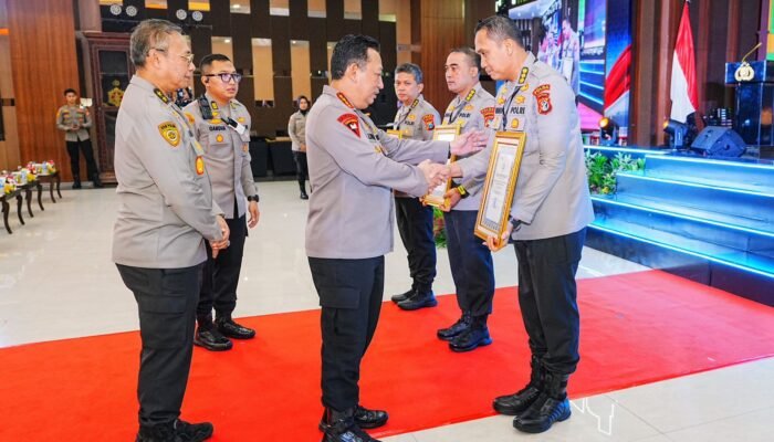 Kapolri Tutup Rakernis SSDM dan Slog Polri 2025