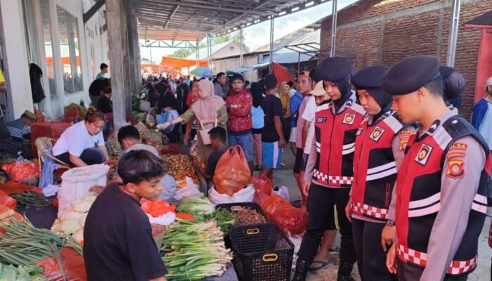 Polda Gorontalo Gencarkan Patroli Jalan Kaki di Pasar, Sasar Preman dan Pungli