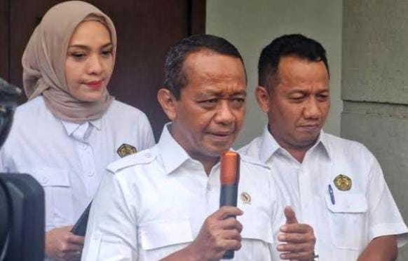 Menteri ESDM, Bahlil Lahadalia melakukan Konfrensi Pers terkait tambang nikel di Raja Ampat. (Foto: Ist).