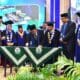 Menteri Pendidikan Menengah Republik Indonesia Abdul Mu’ti saat meresmikan Fakultas Kedokteran Universitas Muhammadiyah Gorontalo (UMGO) dengan penandatanganan prasasti, Selasa (11-6). (Foto : Kominfotik/Mila)
