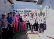 Bedah Rumah, Polres Pohuwato Bantu Warga Tak Mampu Sambut Hari Bhayangkara ke-79. (Foto: Humas Polres Pohuwato)
