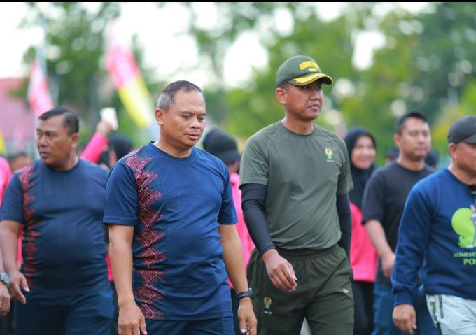 HUT Bhayangkara ke-79, Polres Pohuwato Bersama Forkopimda Gelar Olahraga Bersama 1 HUT Bhayangkara ke-79, Polres Pohuwato Bersama Forkopimda Gelar Olahraga Bersama. (Foto: Humas Polres Pohuwato)