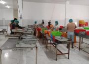 Proses produksi ikan di PT. JSM, Pelabuhan Perikanan Dagho, Rabu (25/06/2025). (Foto: AM. Budiman)