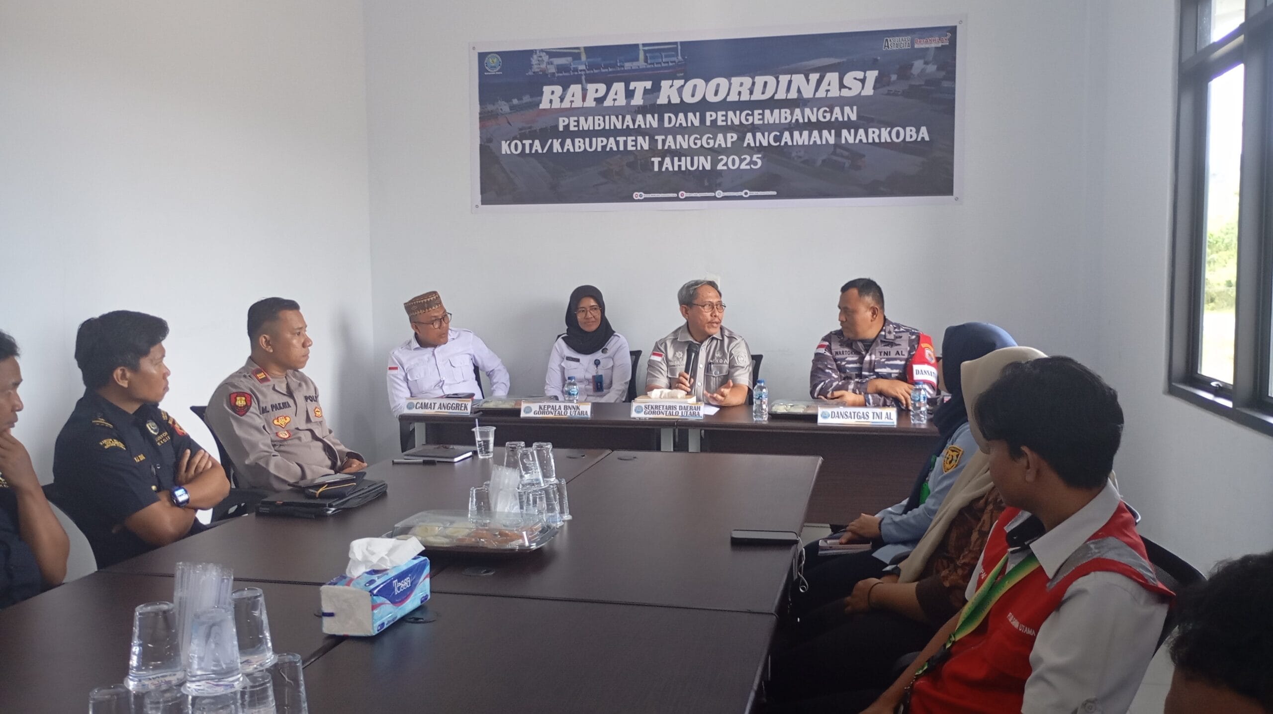 Sekda Gorontalo Utara Resmi Buka Rakor BNNK untuk Penguatan Program P4GN 2025. (Foto: Gotimes)