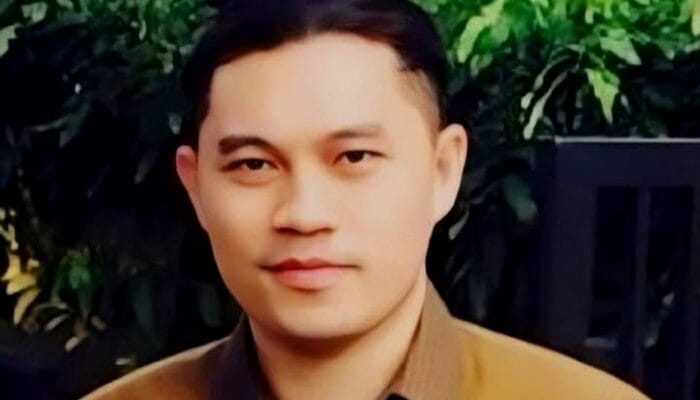 Bahasa Ilmu Pengetahuan dan Krisis Kedalaman Intelektual Bangsa: Seruan untuk Mengarusutamakan Bahasa Inggris dalam Pendidikan Nasional
