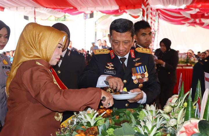 Momen Refleksi, Polda Gorontalo Gelar Syukuran Hari Bhayangkara ke-79. (Foto: Humas Polda Gorontalo)
