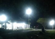 Lampu-lampu penerangan di jalan lingkar dalam rumah sakit pada malam hari. (Foto: Dok. RSUD ZUS)