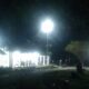 Lampu-lampu penerangan di jalan lingkar dalam rumah sakit pada malam hari. (Foto: Dok. RSUD ZUS)