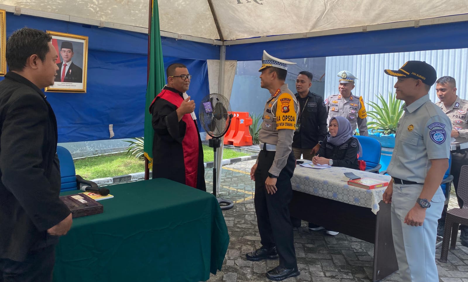 Dirlantas Tinjau Tilang dan Sidang Tempat Operasi Patuh Otanaha 2025. (Foto: Humas Polda Gorontalo)