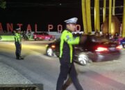 Satlantas Polres Pohuwato Gelar Patroli dan Pengaturan Lalu Lintas Malam Hari. (Foto: Humas Polres Pohuwato)
