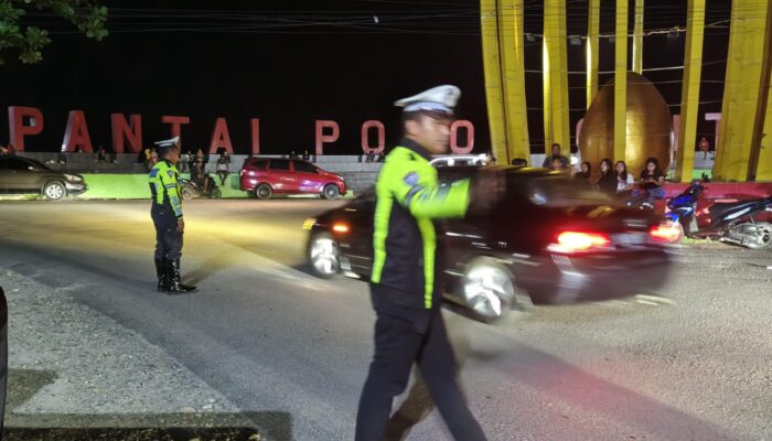 Satlantas Polres Pohuwato Gelar Patroli dan Pengaturan Lalu Lintas Malam Hari