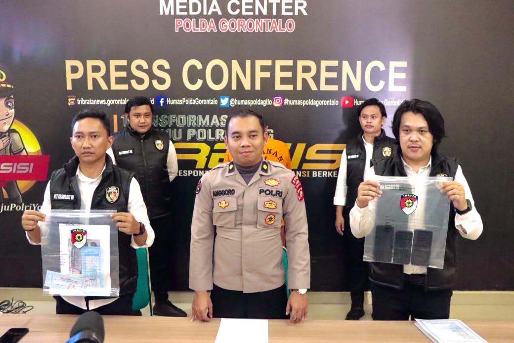 Mobil Dijual Diam-Diam, Polda Gorontalo Tangkap Sales Showroom. (Foto: Humas Polda Gorontalo)