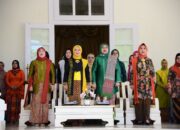 Kebaya Bukan Kuno, Tapi Lambang Keanggunan Perempuan Indonesia