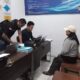 Junita A.B saat memberikan keterangan kepada petugas SPKT Sangihe, Rabu (30/07/2025). (Foto: AM. Budiman)