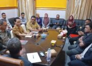 rapat dalam rapat bersama badan anggaran DPRD Gorontalo Utara, Tim Anggaran Pemerintah Daerah (TAPD) dan Bank SuluGo (BSG). (Foto: GoTimes)