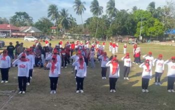 Lomba Gerak Jalan Tingkat Kabupaten 2025, Setwan Gorut Berikan Penampilan Terbaik. (Foto: Setwan/Kiki)