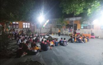 Malam pentas seni SD Inpres Dumuhung. (Foto: GoTimes/AM. Budiman)