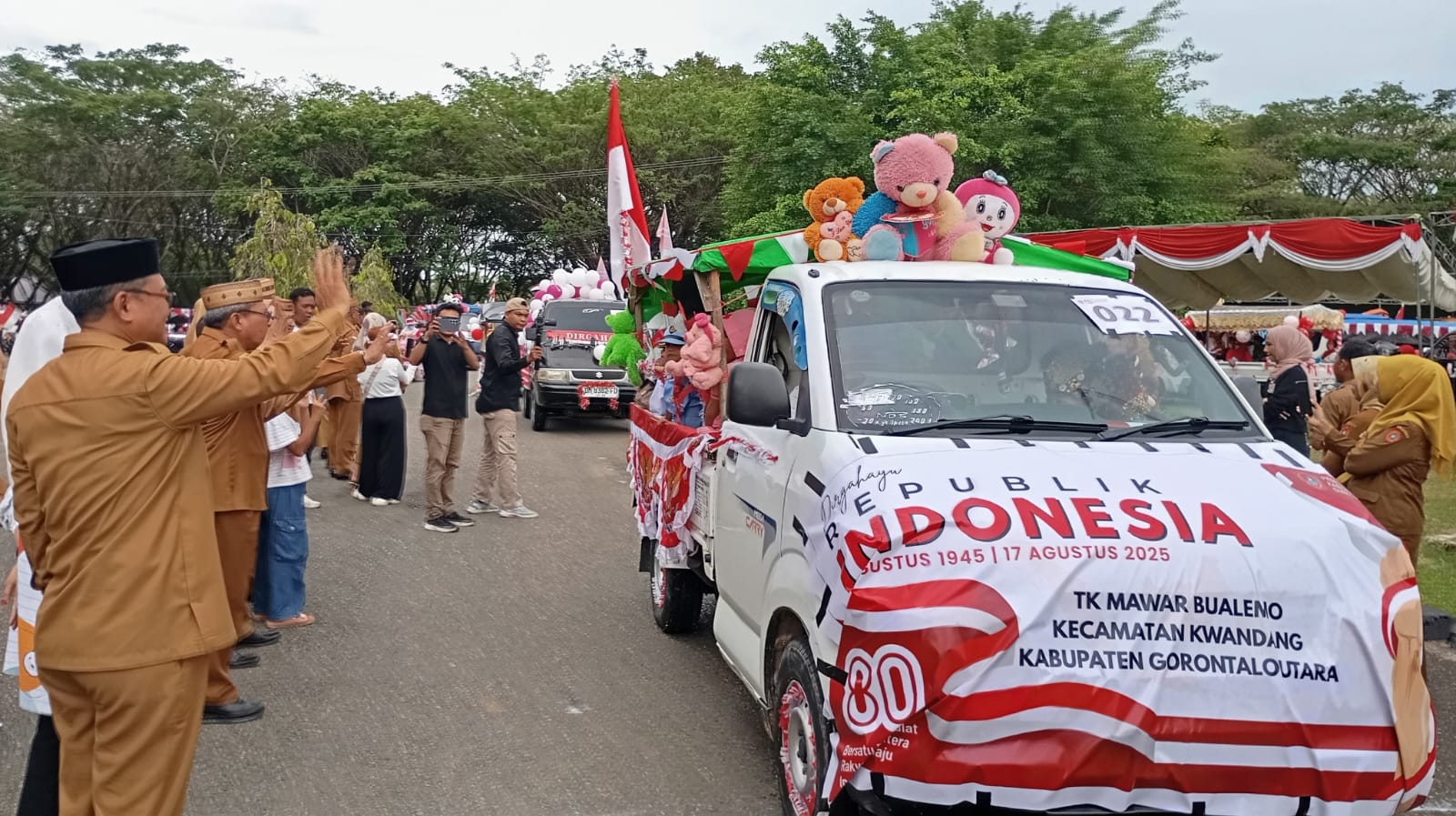 TK Mawar Bualemo Ikut Meriahkan Karnaval Kendaraan Hias Tingkat Kabupaten Gorontalo Utara. (Foto: GoTimes/Febri)