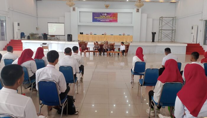Polres Pohuwato Ajak Mahasiswa Melek Hukum Lewat Penyuluhan di Kampus