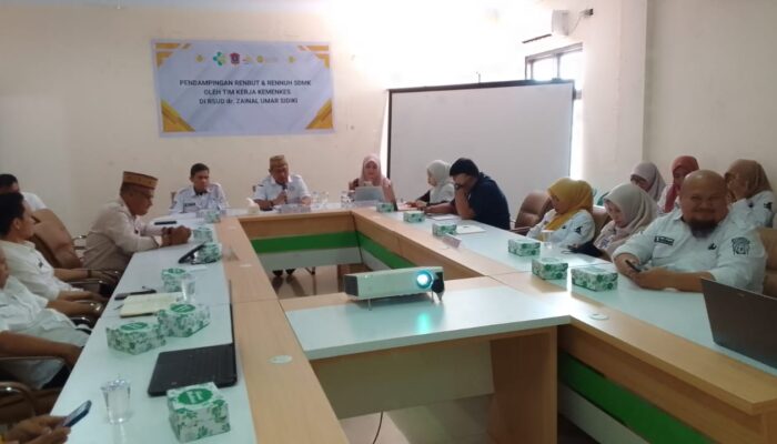 Dirjen SDMK Kemenkes RI Dampingi Penyusunan Rencana Kebutuhan SDM Kesehatan 2026 di RSUD dr. Zainal Umar Sidiki 6 Dirjen SDMK Kemenkes RI Dampingi Penyusunan Rencana Kebutuhan SDM Kesehatan 2026 di RSUD dr. Zainal Umar Sidiki