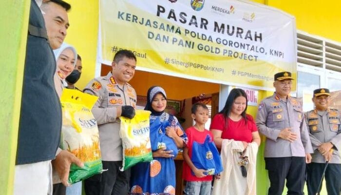 Sinergi Polda Gorontalo, KNPI dan PT. Pani Gold Project Hadirkan Pasar Murah di Pohwato