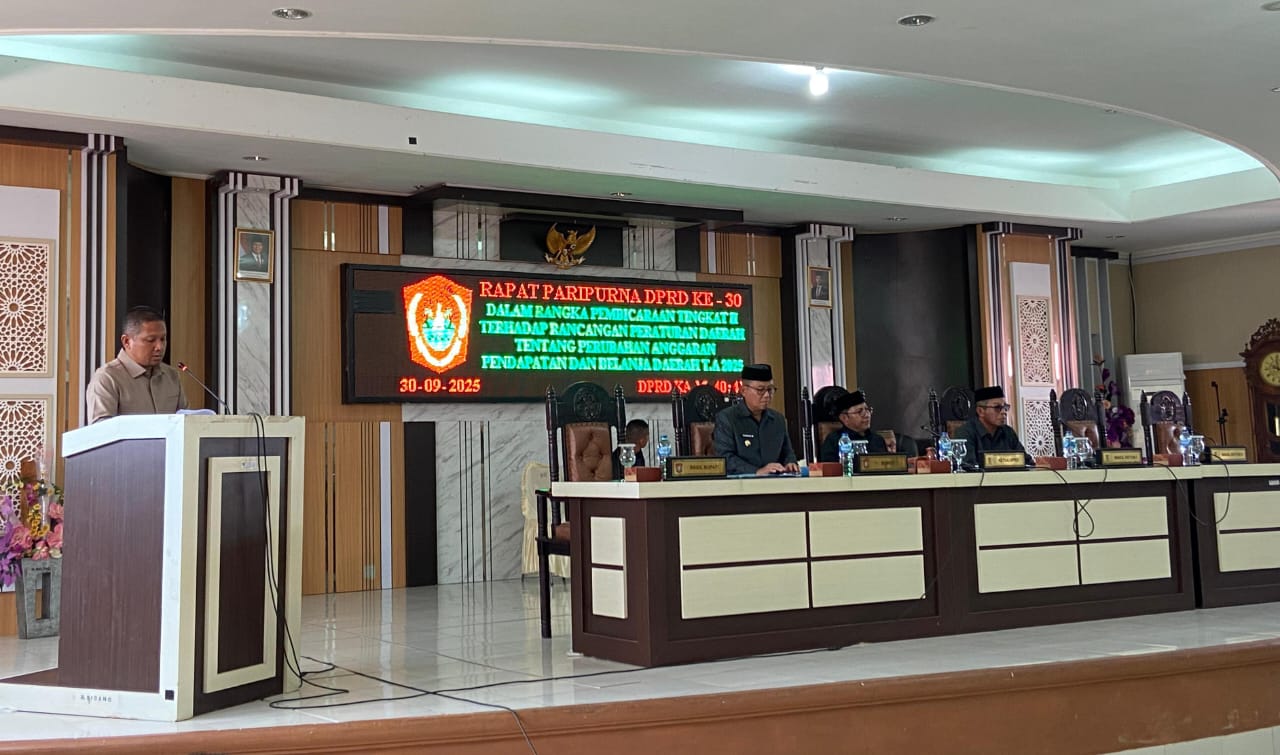 Banggar DPRD Gorut Laporkan Hasil Pembahasan Perubahan APBD 2025. (Foto: Dani Baderan)