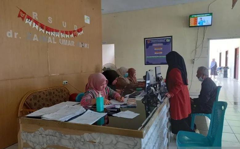 RSUD dr. Zainal Umar Sidiki Terus Tingkatkan Layanan Rawat Jalan Demi Kepuasan Masyarakat 1 RSUD dr. Zainal Umar Sidiki Terus Tingkatkan Layanan Rawat Jalan Demi Kepuasan Masyarakat. (Foto: Santi Sako)