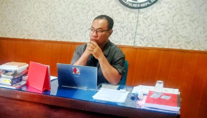 Razia Miras Serentak, Polres dan Polsek Sangihe Amankan Ratusan Botol Berbagai Merek