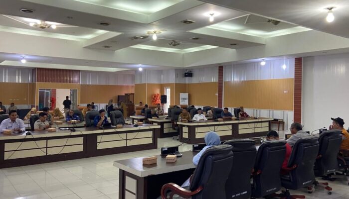 DPRD Gorut Segera Bentuk Pansus Tuntaskan Masalah Lahan Pelabuhan Anggrek 6 DPRD Gorut Segera Bentuk Pansus Tuntaskan Masalah Lahan Pelabuhan Anggrek