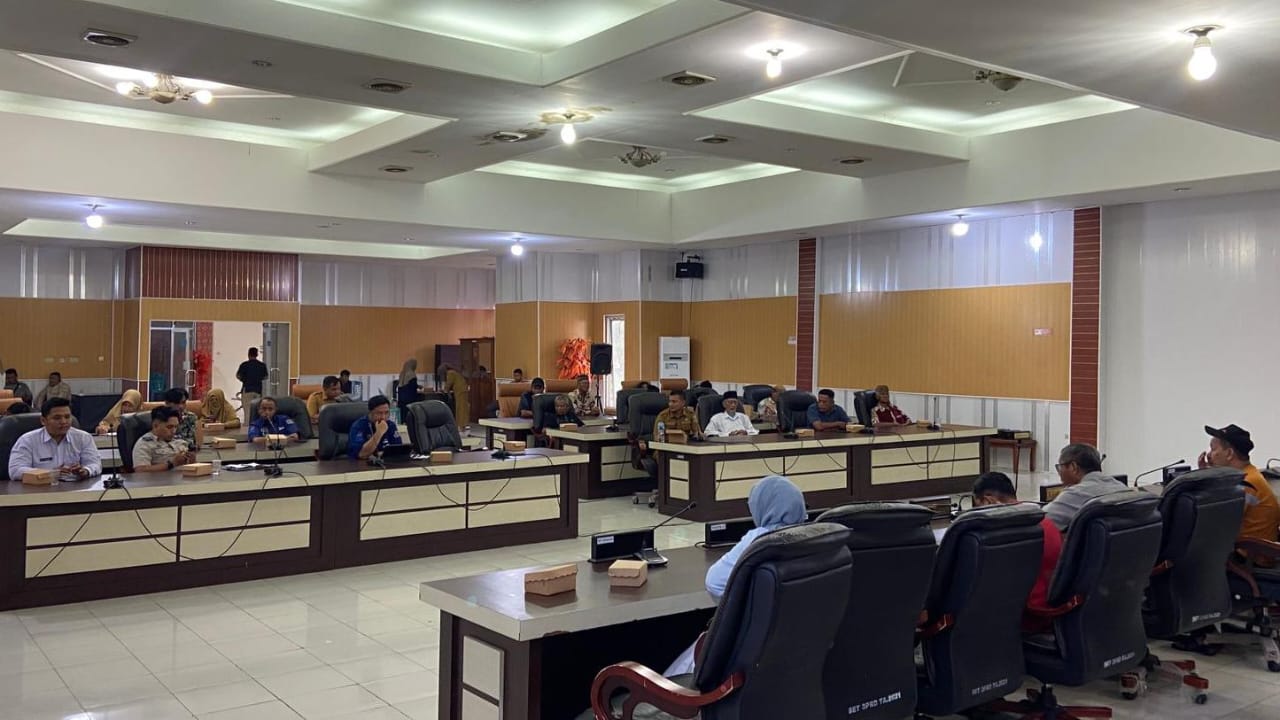 DPRD Gorut Segera Bentuk Pansus Tuntaskan Masalah Lahan Pelabuhan Anggrek. (Foto: Dani Baderan)