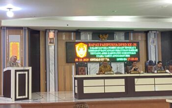 Fraksi Hanura–PKS Nilai Komposisi Belanja Daerah 2026 Masih Berat di Belanja Rutin 5 Fraksi Hanura–PKS Nilai Komposisi Belanja Daerah 2026 Masih Berat di Belanja Rutin. (Foto: Dani Baderan)