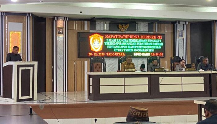 Fraksi PDI Perjuangan Dorong Digitalisasi Pajak Daerah untuk Tingkatkan PAD 6 Fraksi PDI Perjuangan Dorong Digitalisasi Pajak Daerah untuk Tingkatkan PAD